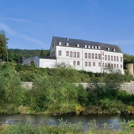 Hotel Burg 4*