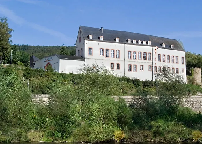 Hotel Burg 4*